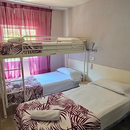 Hostal La Cabana Salou Ngoại thất bức ảnh