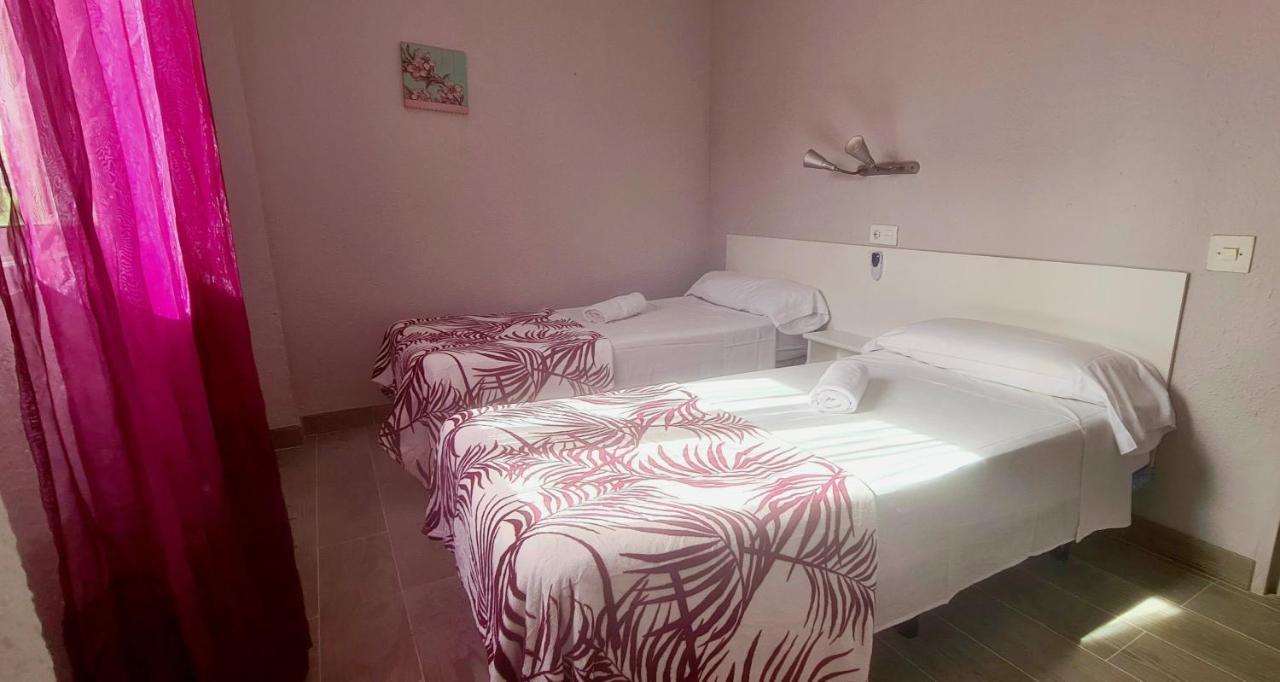 Hostal La Cabana Salou Ngoại thất bức ảnh