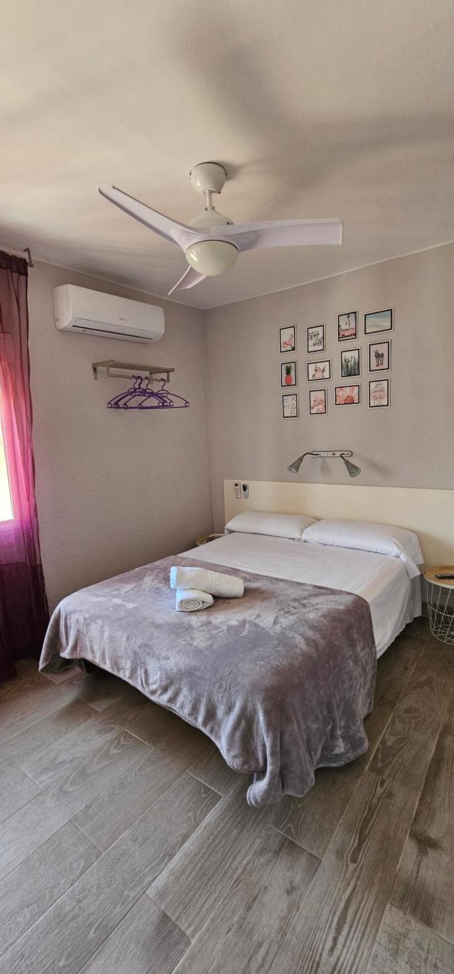 Hostal La Cabana Salou Ngoại thất bức ảnh